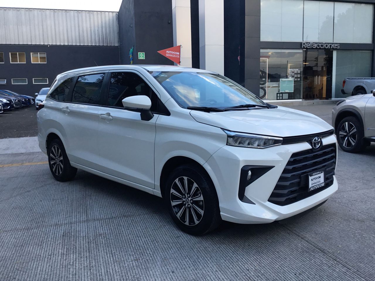 2022 Toyota AVANZA XLE CVT