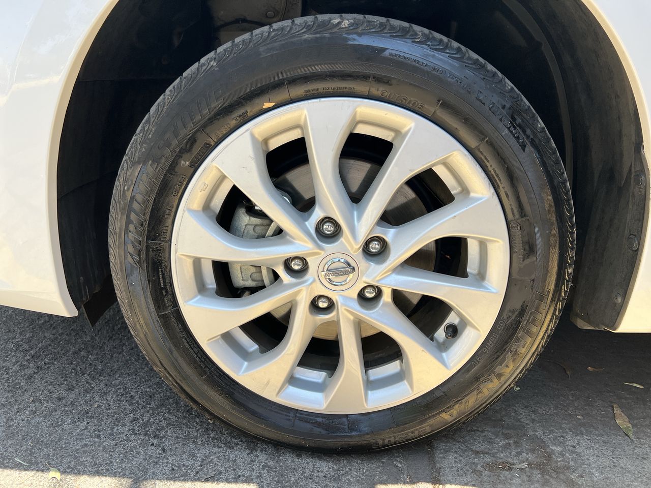 2017 Nissan SENTRA ADVANCE MT