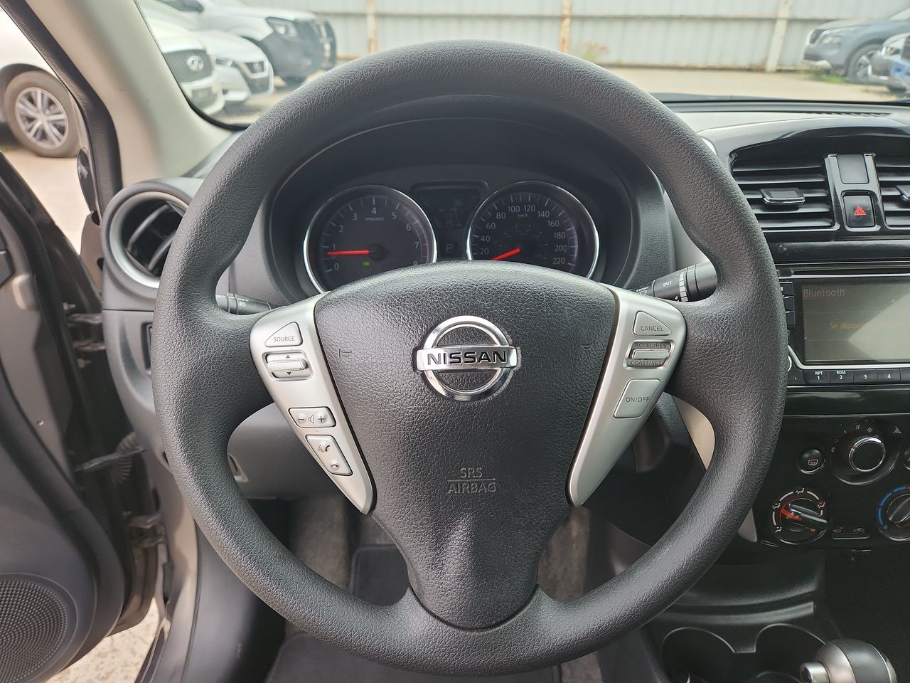 2016 Nissan VERSA ADVANCE AT AC