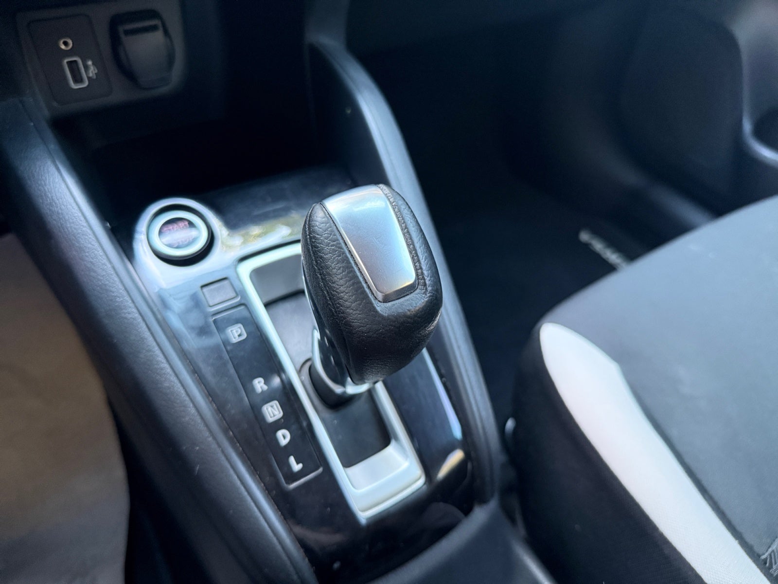 2020 Nissan VERSA ADVANCE CVT