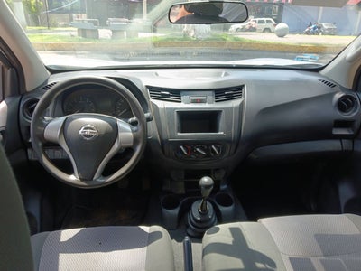 2017 Nissan NP300 NP300 DOBLE CABINA S AC PAQ SEG