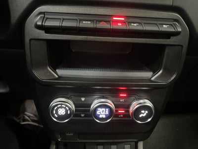 2025 RENAULT OROCH OUTSIDER CVT