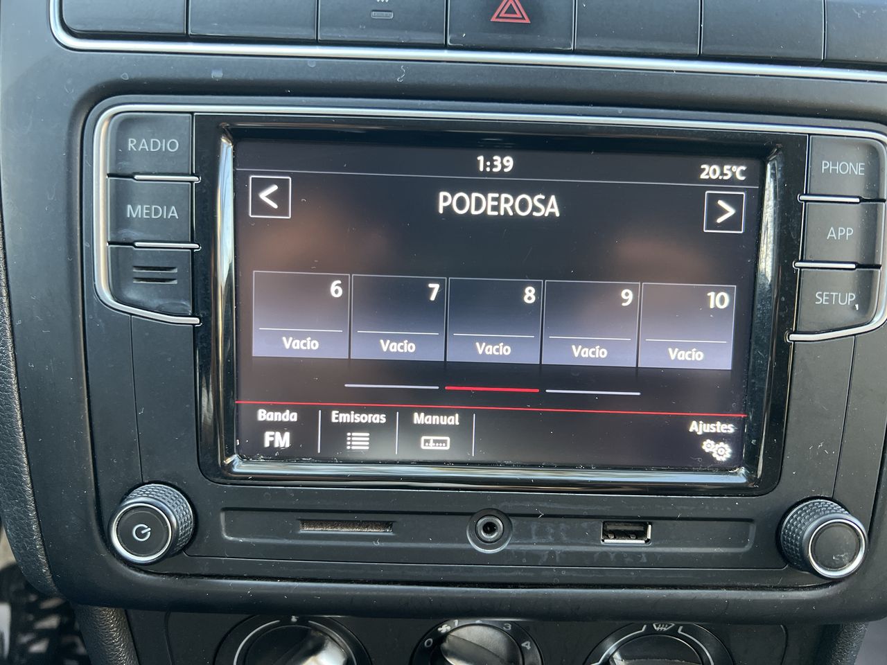 2021 Volkswagen POLO STARTLINE STD.