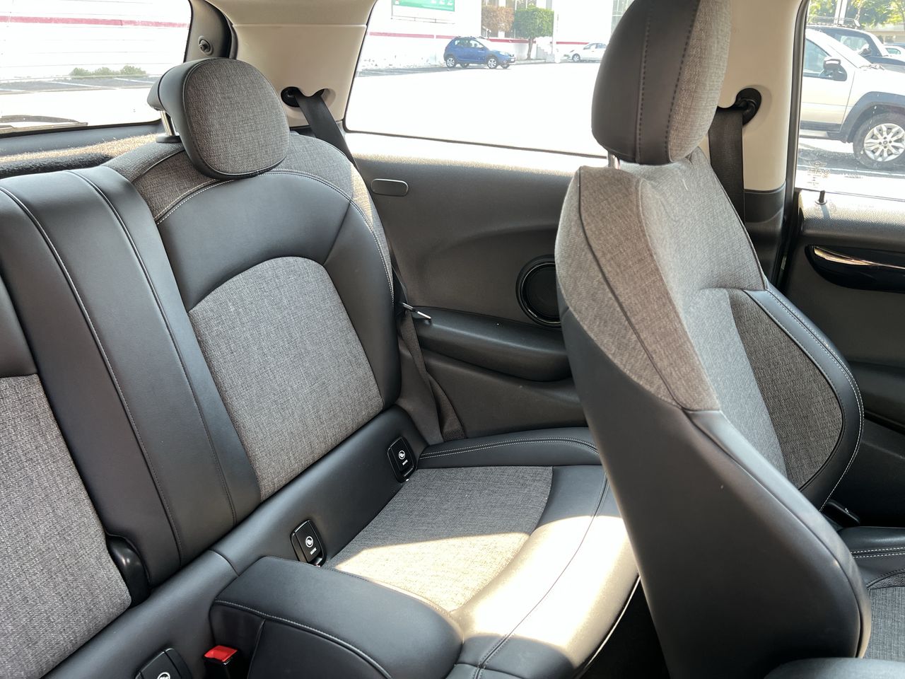 2021 MINI MINI 3 DOOR COOPER CHILI