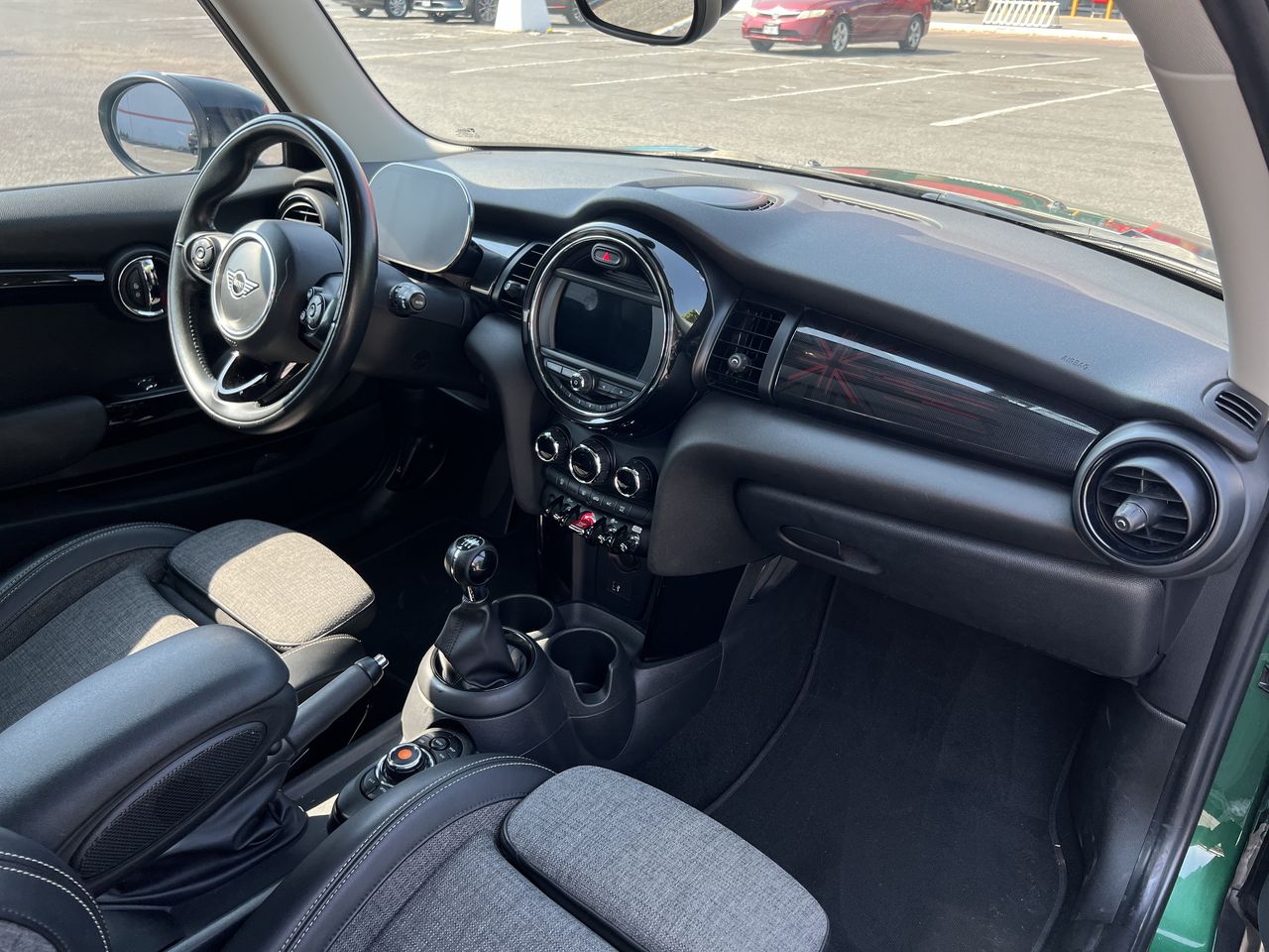 2021 MINI MINI 3 DOOR COOPER CHILI