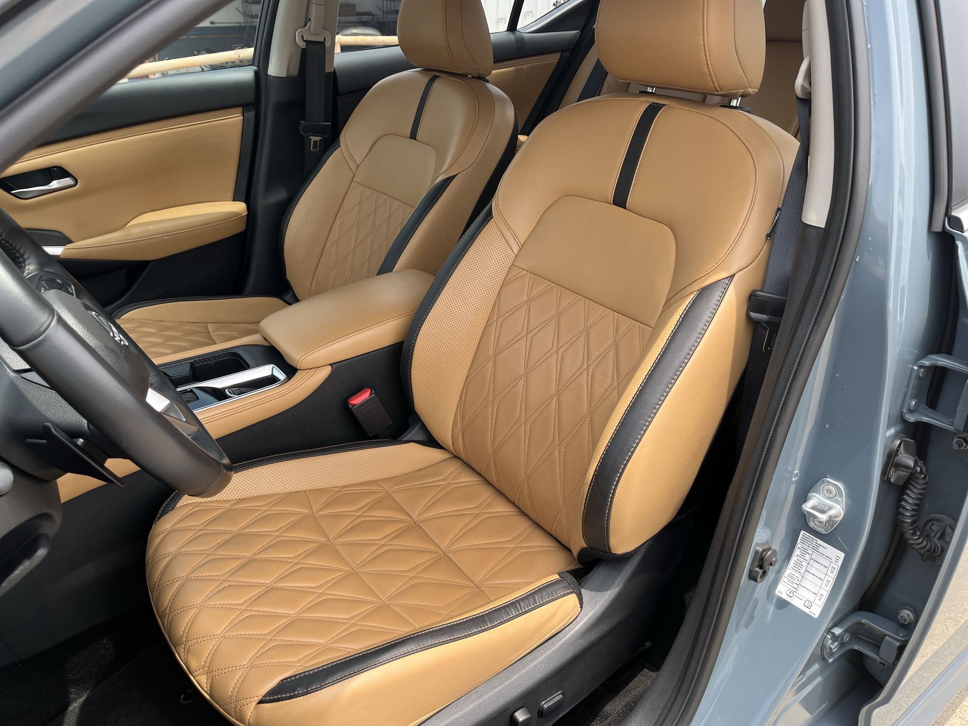 2024 Nissan SENTRA SENTRA SR PLATINUM BITONO CVT