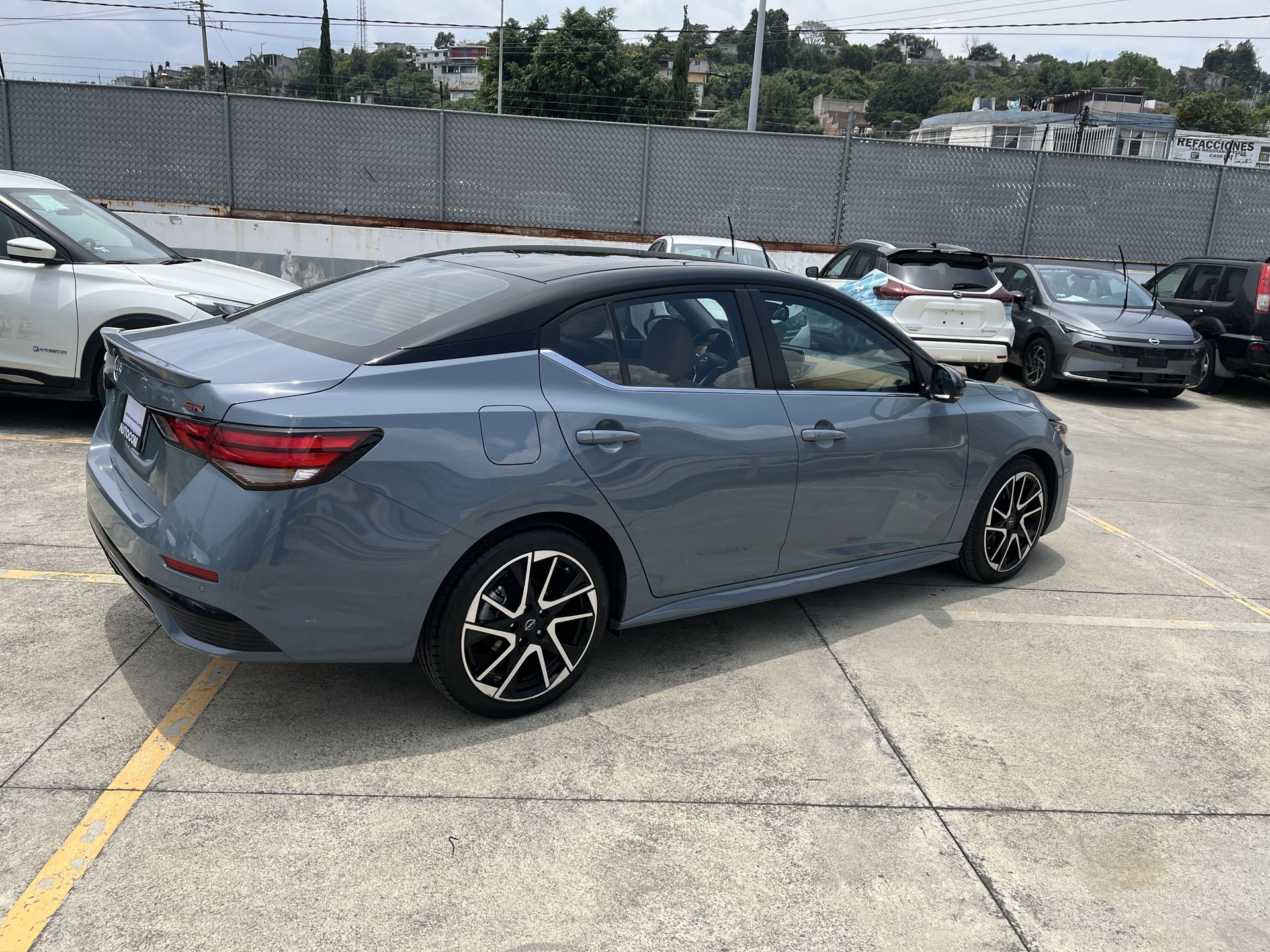 2024 Nissan SENTRA SENTRA SR PLATINUM BITONO CVT