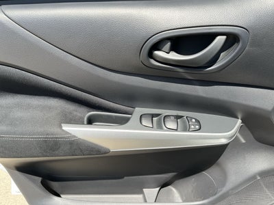 2020 Nissan FRONTIER DOBLE CABINA SE TM AC PAQ SEG 6VEL