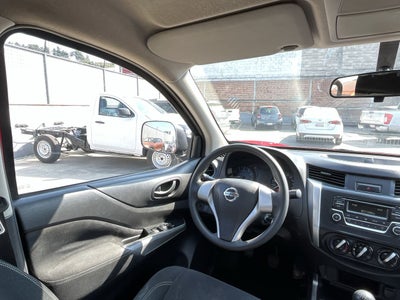 2017 Nissan FRONTIER DOBLE CABINA SE TM AC PAQ SEG 6VEL