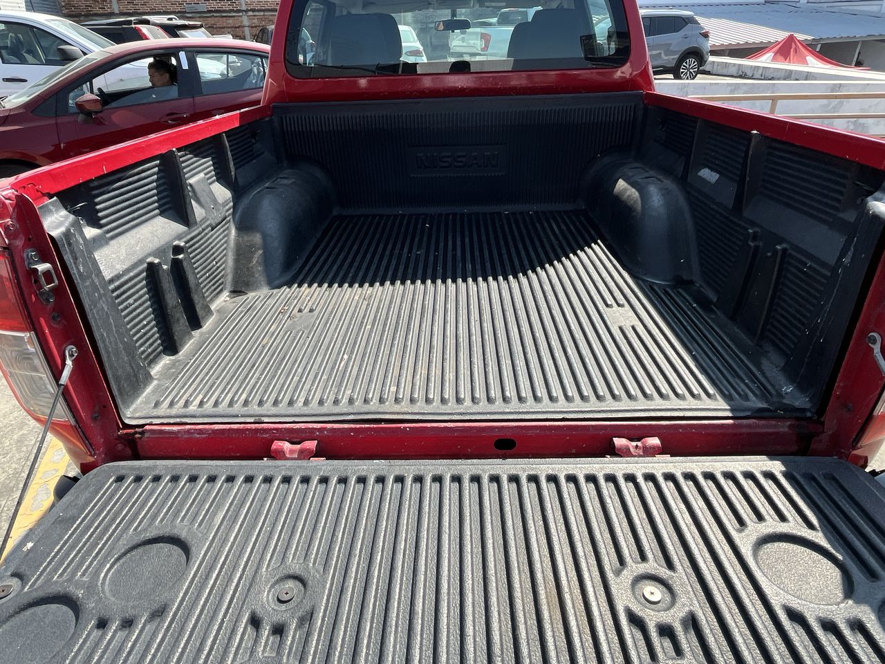 2017 Nissan FRONTIER DOBLE CABINA SE TM AC PAQ SEG 6VEL