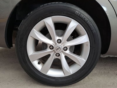 2018 Nissan VERSA ADVANCE MT AC