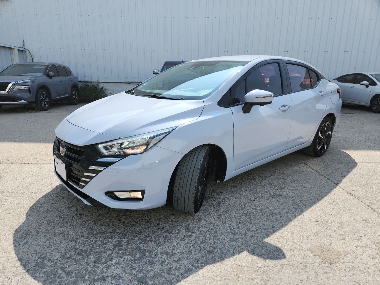 2023 Nissan VERSA EXCLUSIVE CVT 23