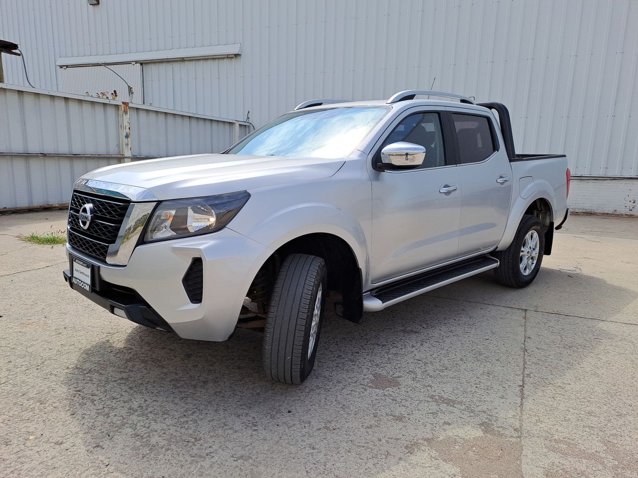 2022 Nissan FRONTIER LE TA 22