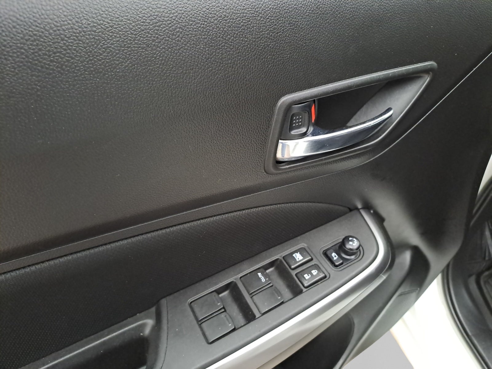 2022 SUZUKI SWIFT GLX 5MT