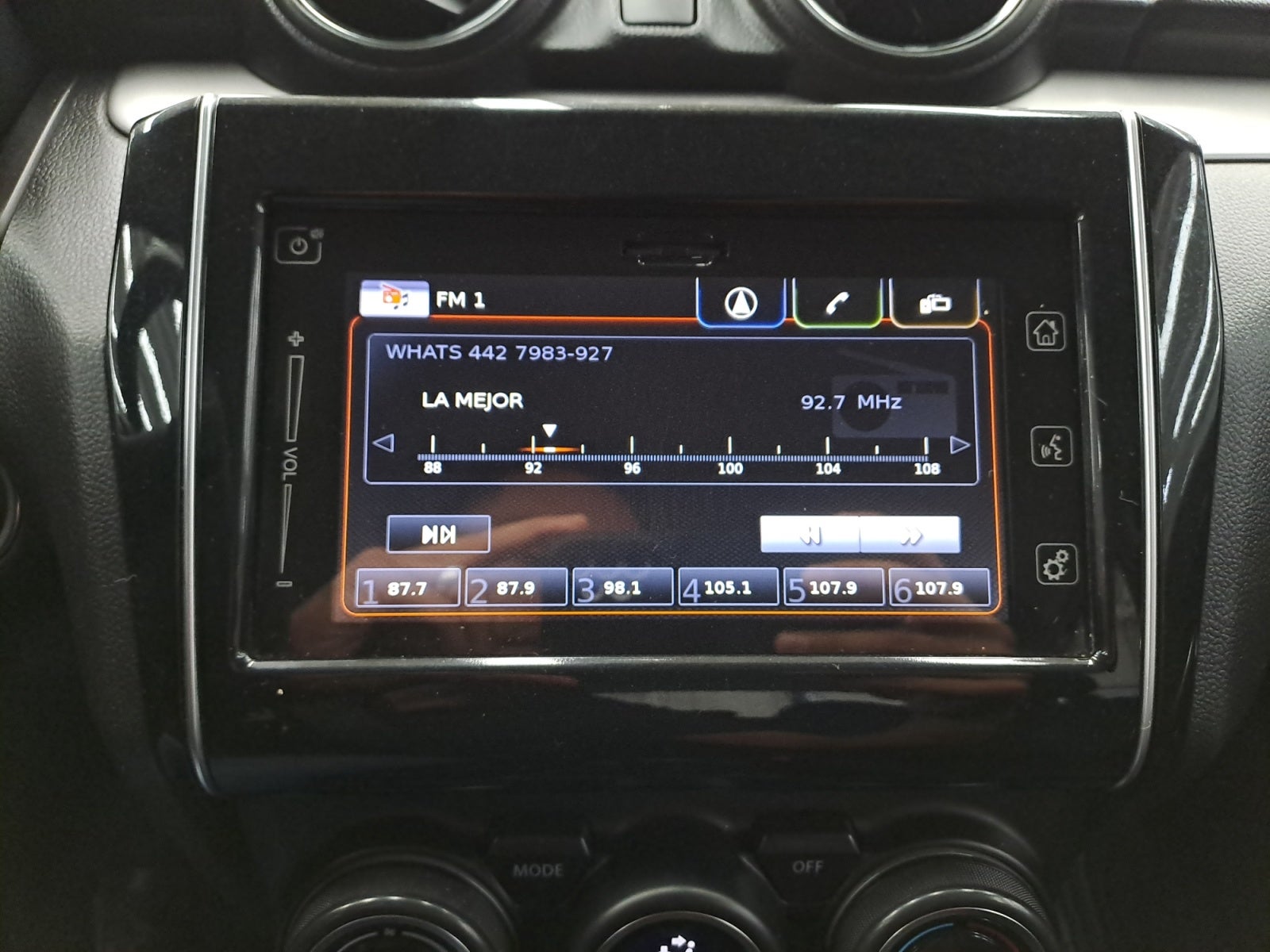 2022 SUZUKI SWIFT GLX 5MT
