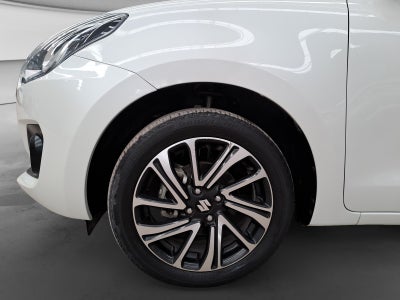 2022 SUZUKI SWIFT GLX 5MT
