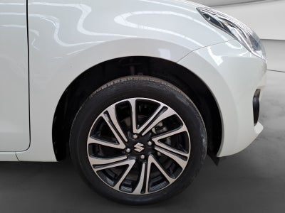 2022 SUZUKI SWIFT GLX 5MT