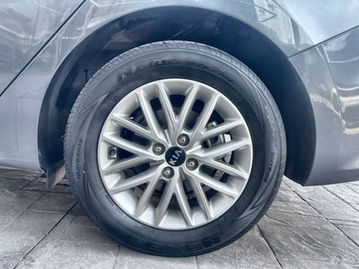 2020 Kia RIO SEDÁN LX TM