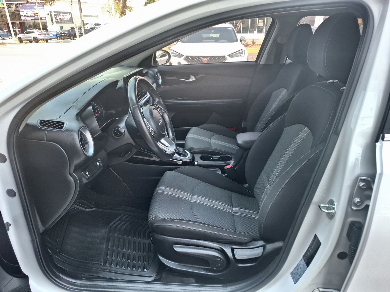 2023 Kia FORTE EX
