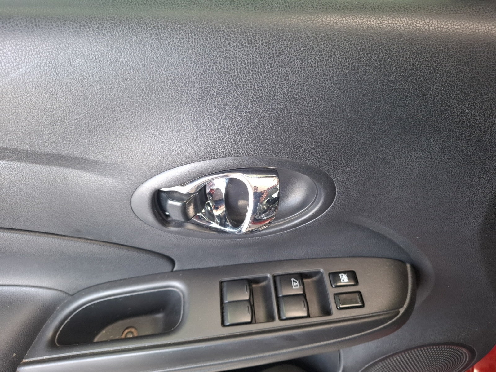 2018 Nissan VERSA SENSE MT AC