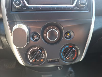 2019 Nissan VERSA ADVANCE AT AC