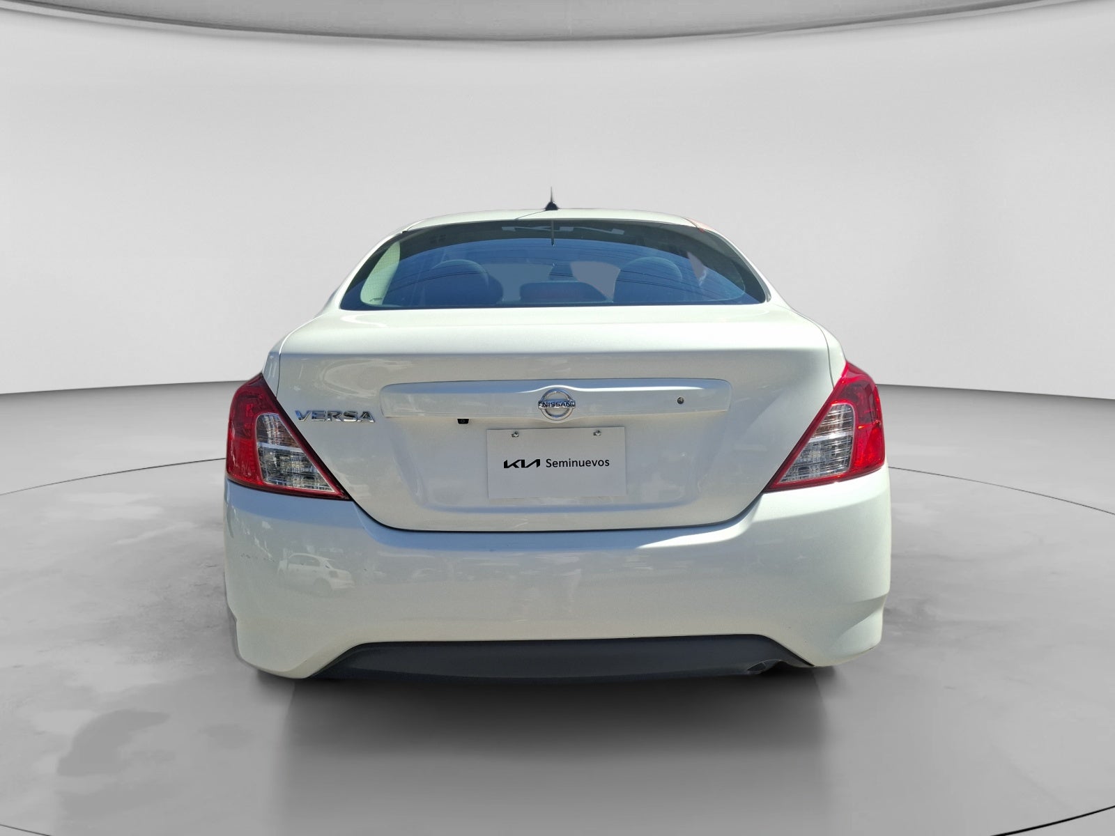 2019 Nissan VERSA ADVANCE AT AC