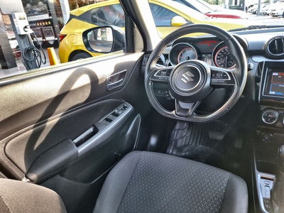 2023 SUZUKI SWIFT GLX CVT