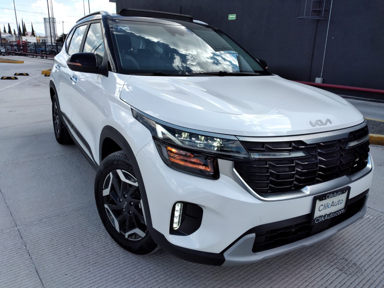 2024 Kia SELTOS SXL