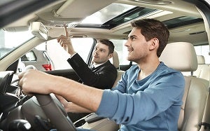 Schedule a test drive at Nissan Autocom Valle de Bravo in Valle de Bravo, México, México.